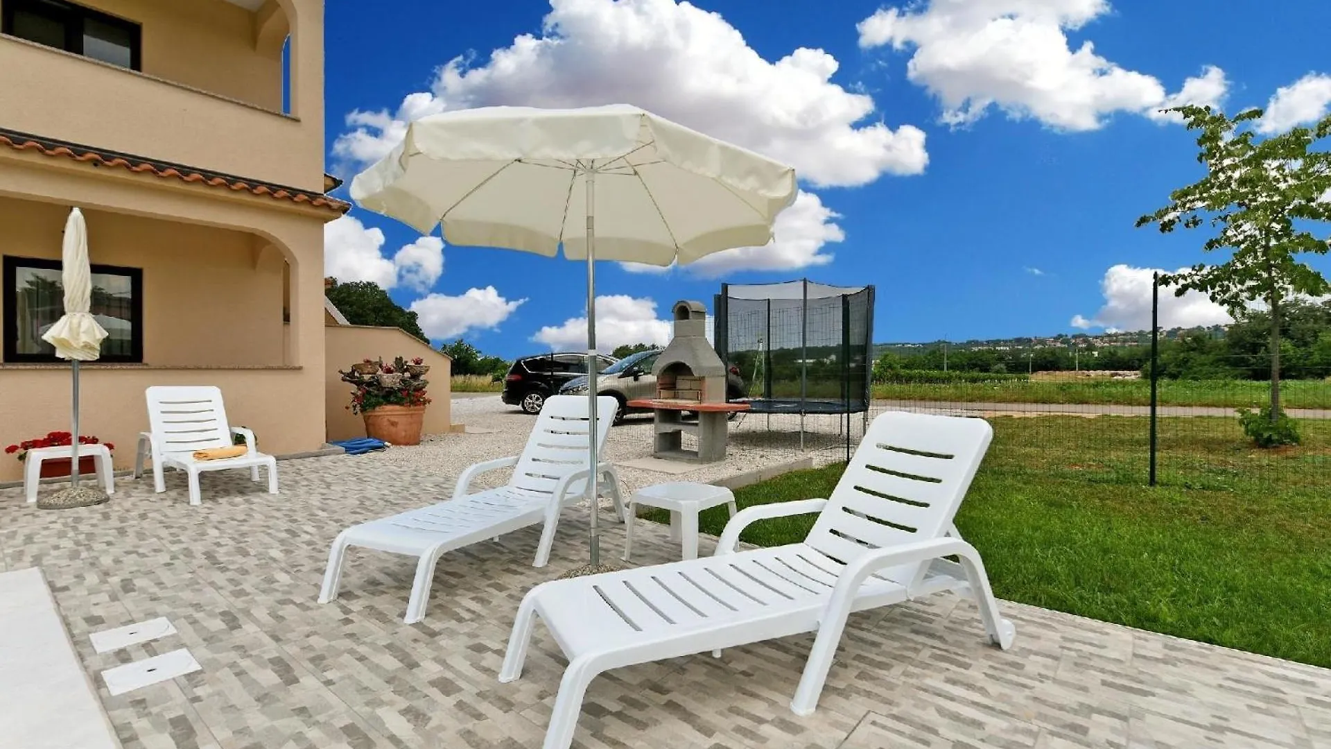 Apartment Ferienwohnung Fuer 6 Personen Ca 120 Qm In Dvori, Istrien Istrische Riviera Kastelir