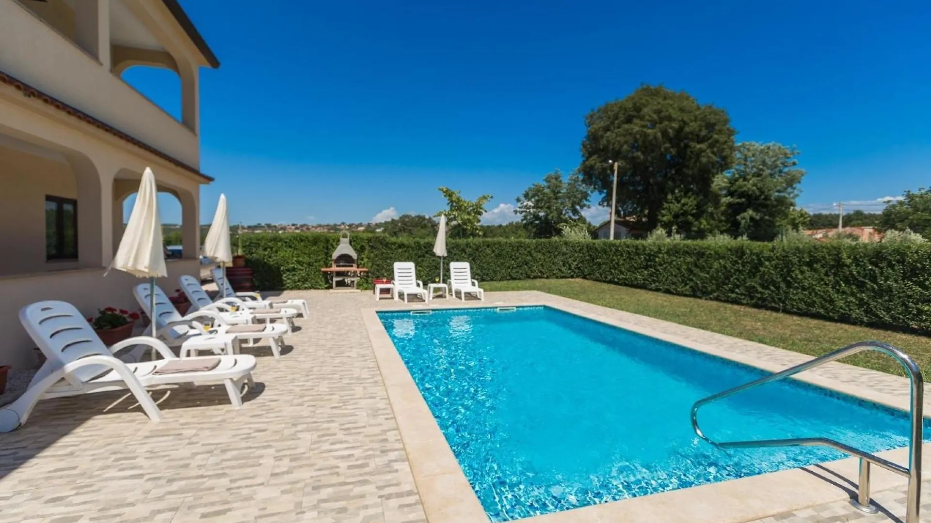 Apartment Ferienwohnung Fuer 6 Personen Ca 120 Qm In Dvori, Istrien Istrische Riviera Kastelir