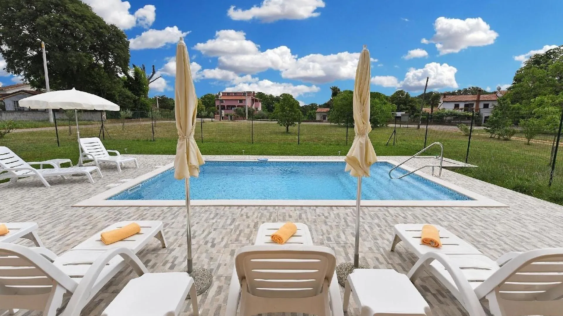 Ferienwohnung Fuer 6 Personen Ca 120 Qm In Dvori, Istrien Istrische Riviera Kastelir Croatia