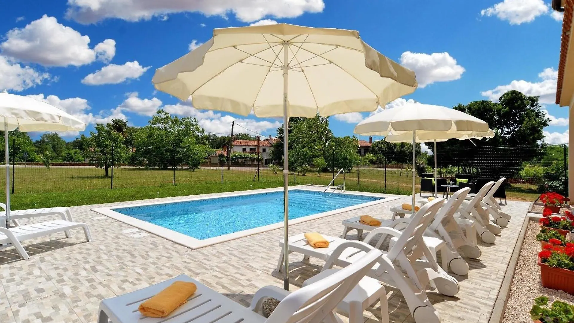 Ferienwohnung Fuer 6 Personen Ca 120 Qm In Dvori, Istrien Istrische Riviera Kastelir 0*,  Croatia